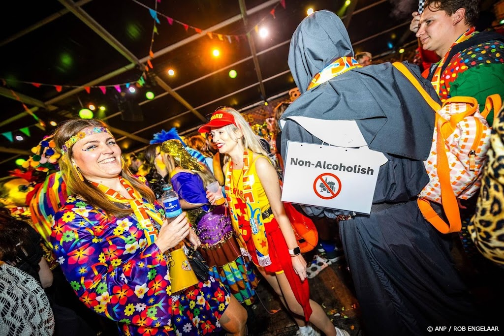 Den Bosch vol carnavalsvierders, gemeente roept op niet te komen