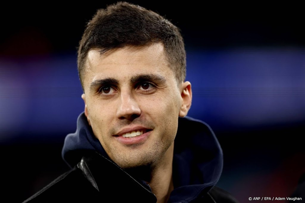 Rodri staat weer op het trainingsveld van Manchester City 
