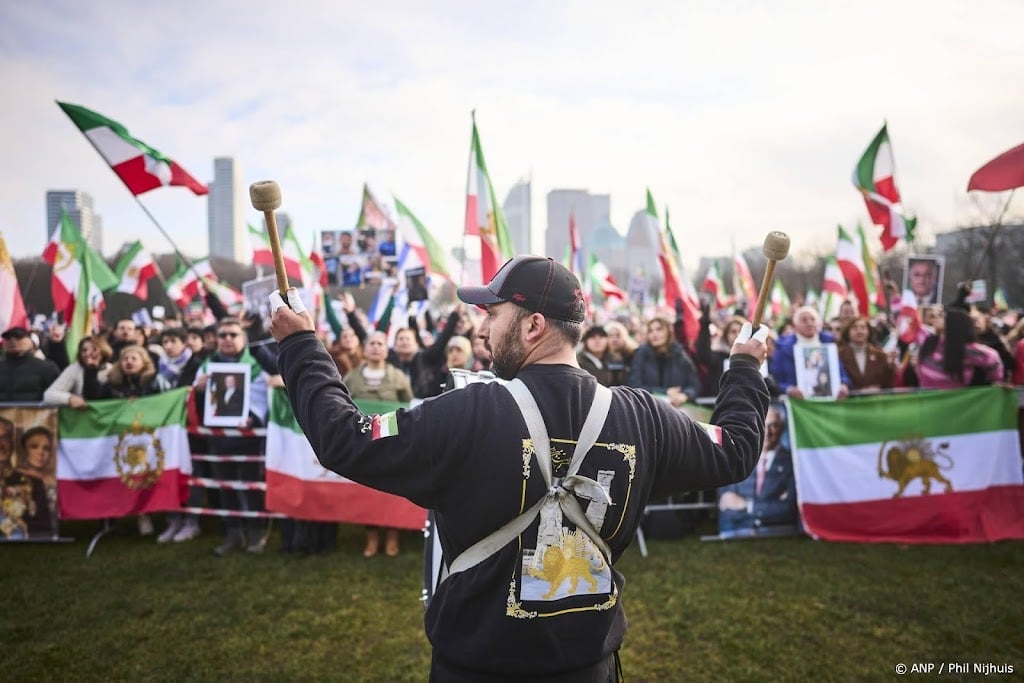 Honderden demonstreren tegen Iraans regime met mars om Malieveld