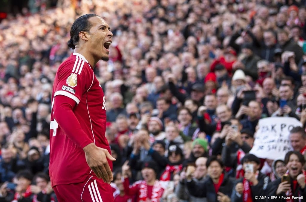 Van Dijk en Gakpo dragen bij aan doelpuntrijke zege Liverpool
