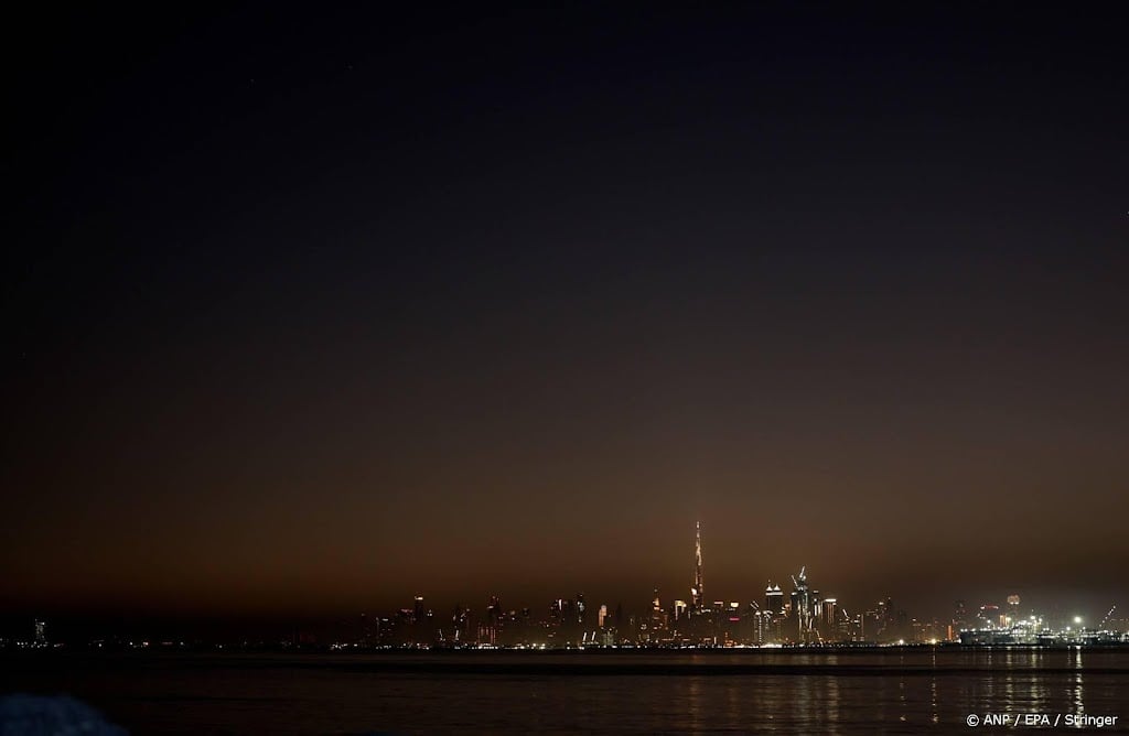 Dubai luchthaven beschadigd, vier gewonden bij 'incident'