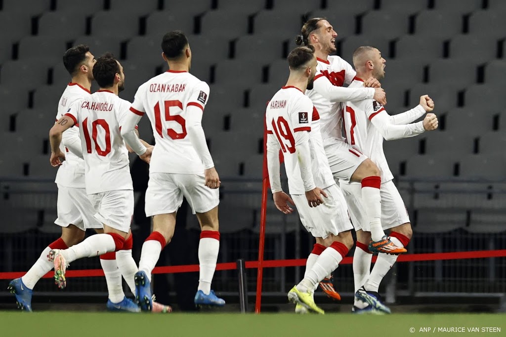 Turkije voetbalt tegen Letland wel met publiek in stadion