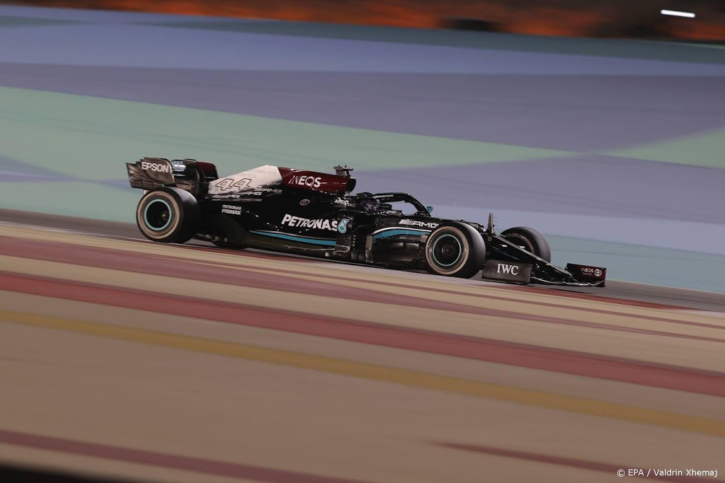 Verstappen tweede achter Hamilton in openingsrace