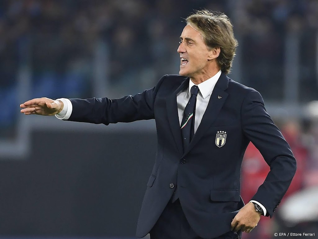 Mancini ondanks uitschakeling voor WK door als bondscoach Italië