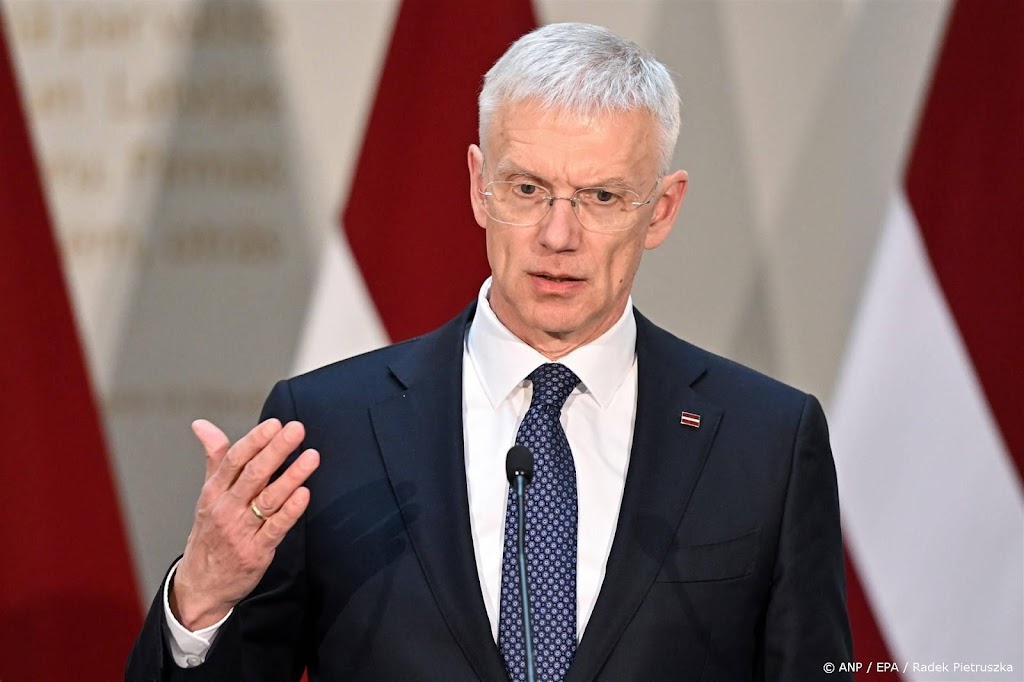 Letse buitenlandminister treedt af om schandaal met privévluchten