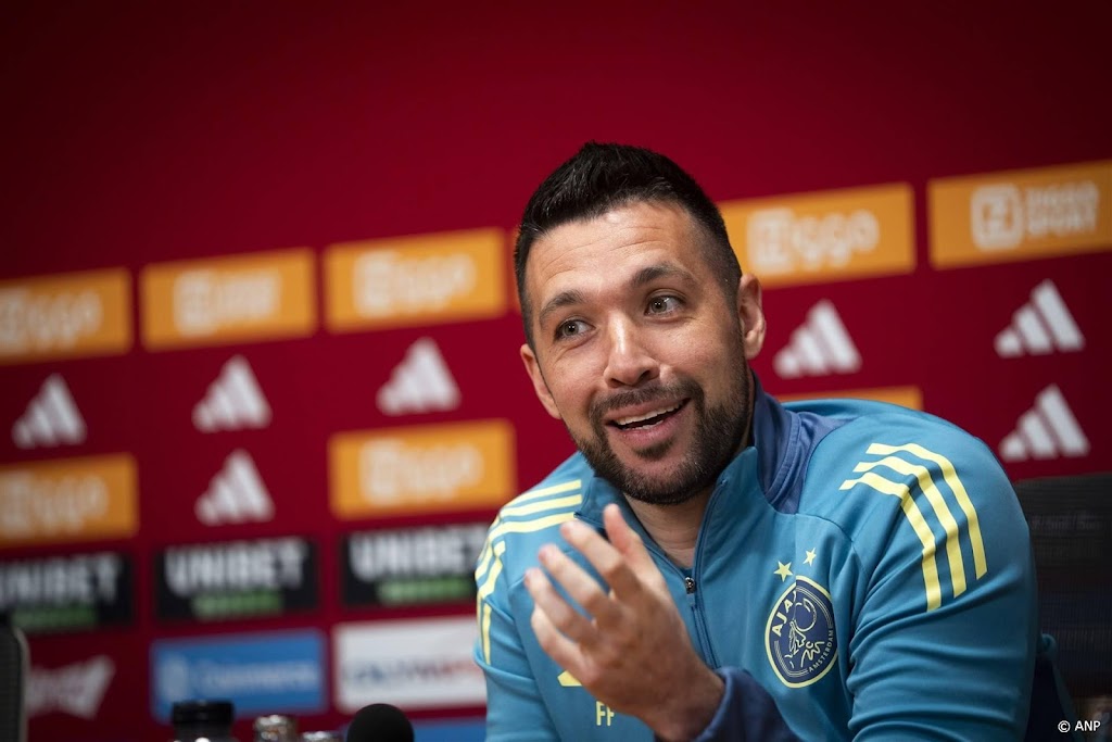 Farioli: topper van Ajax tegen PSV niet beslissend voor titel 