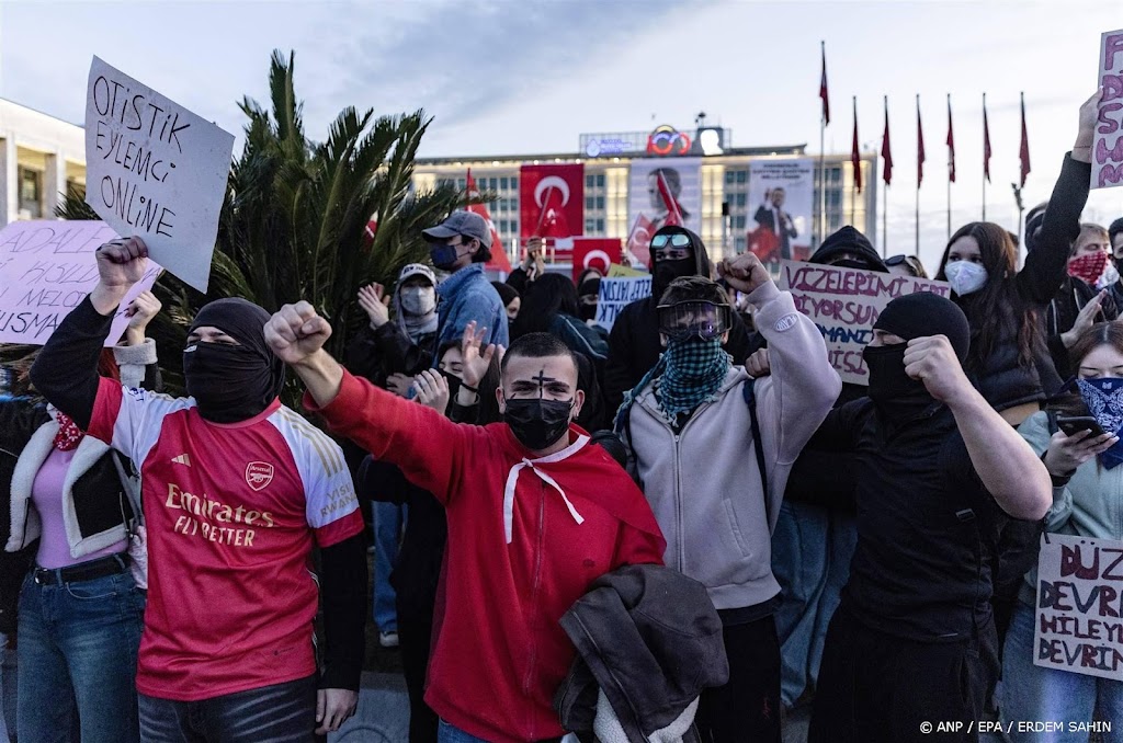 Advocaat van burgemeester Istanbul Imamoglu vrijgelaten