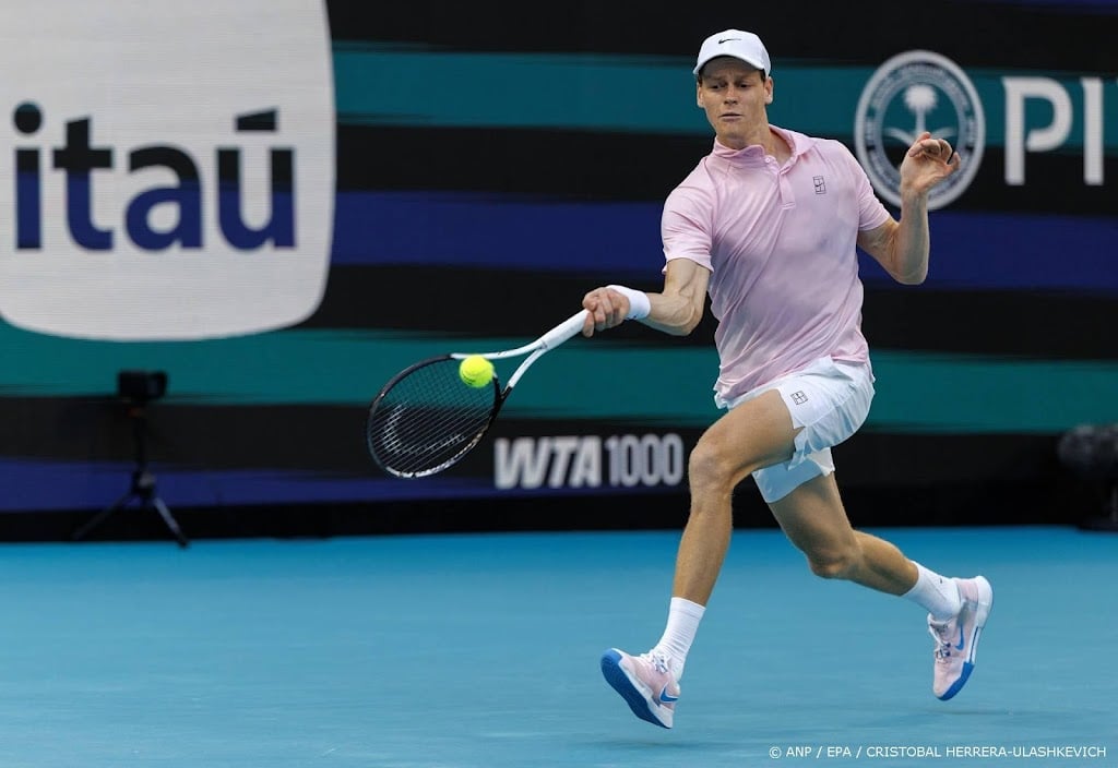 Sinner in finale tennistoernooi Miami tegen Lehecka