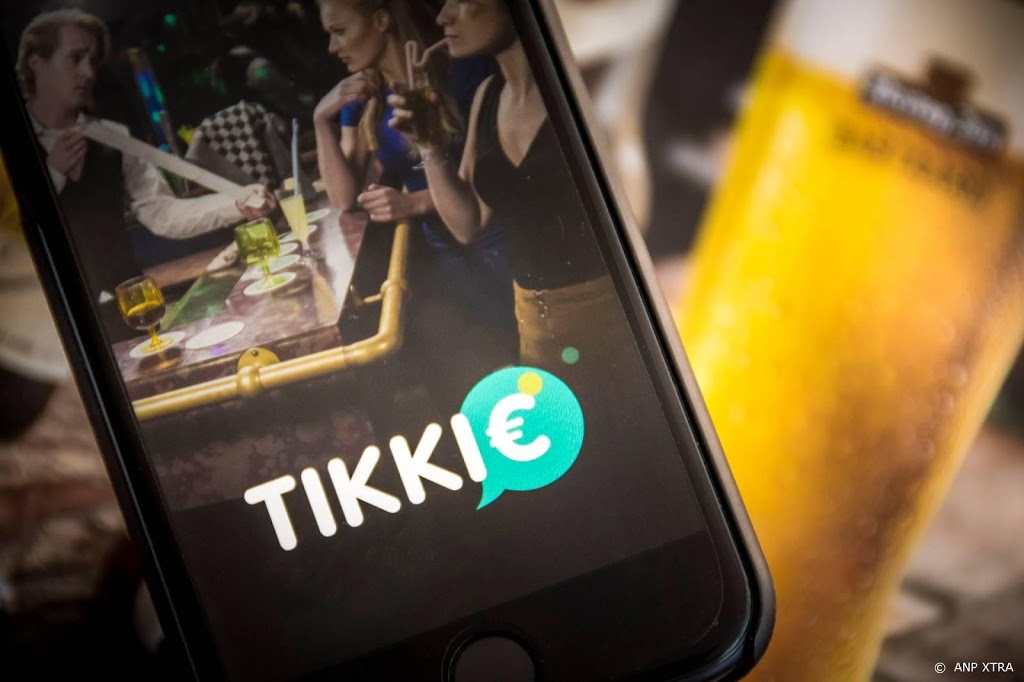 Bloemen doneren voor Dodenherdenking met Tikkie