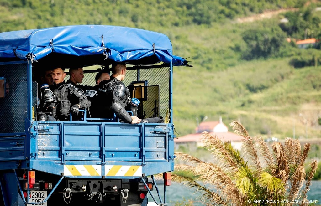 Politie beëindigt illegaal carnavalsfeest op Sint Maarten