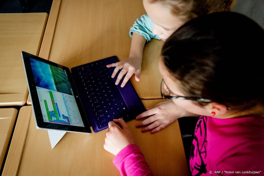 Basisonderwijs: iedere leerling heeft computer en internet nodig