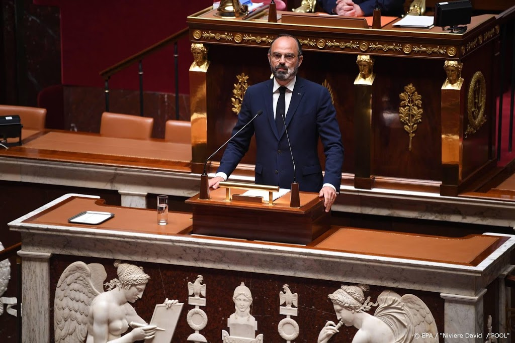 Frankrijk versoepelt maatregelen niet bij slechte situatie