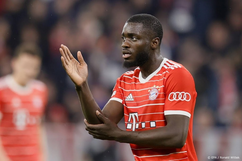 Bayern München mist verdediger Upamecano door blessure 