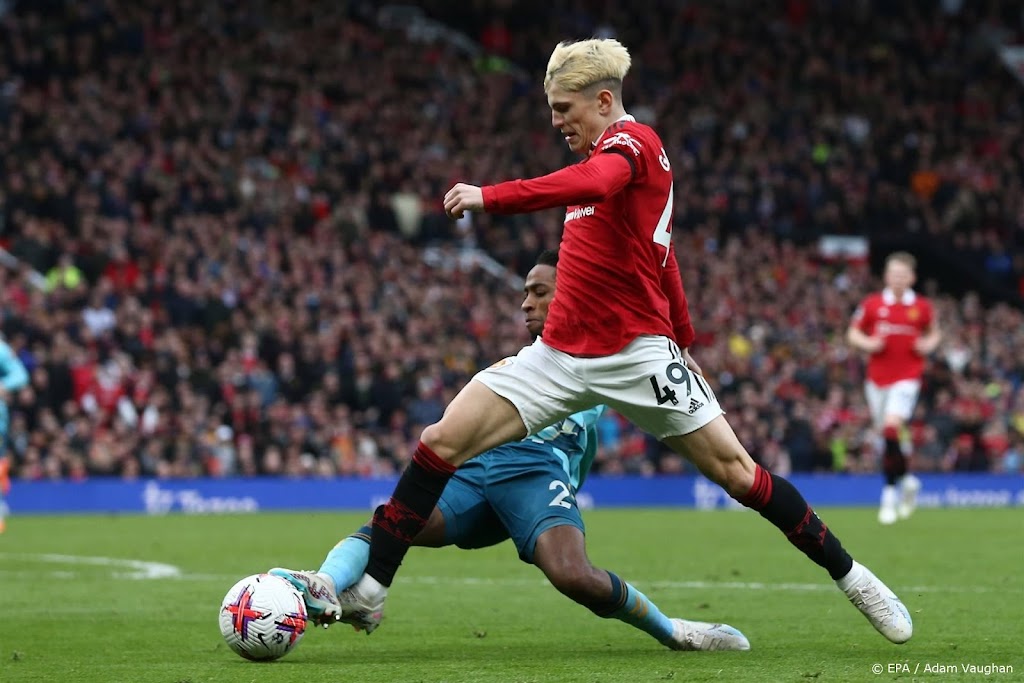 Aanvaller Garnacho langer bij Manchester United 