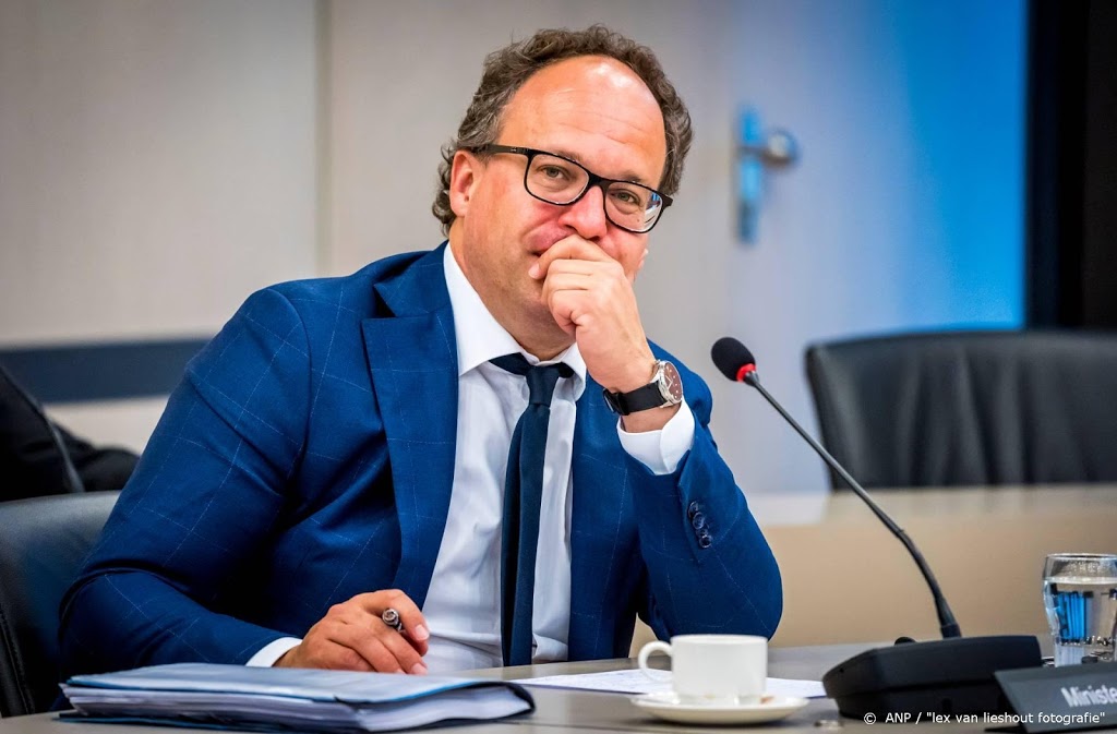 Minister: uitbreiding noodpakket zorgt voor maximaal baanbehoud