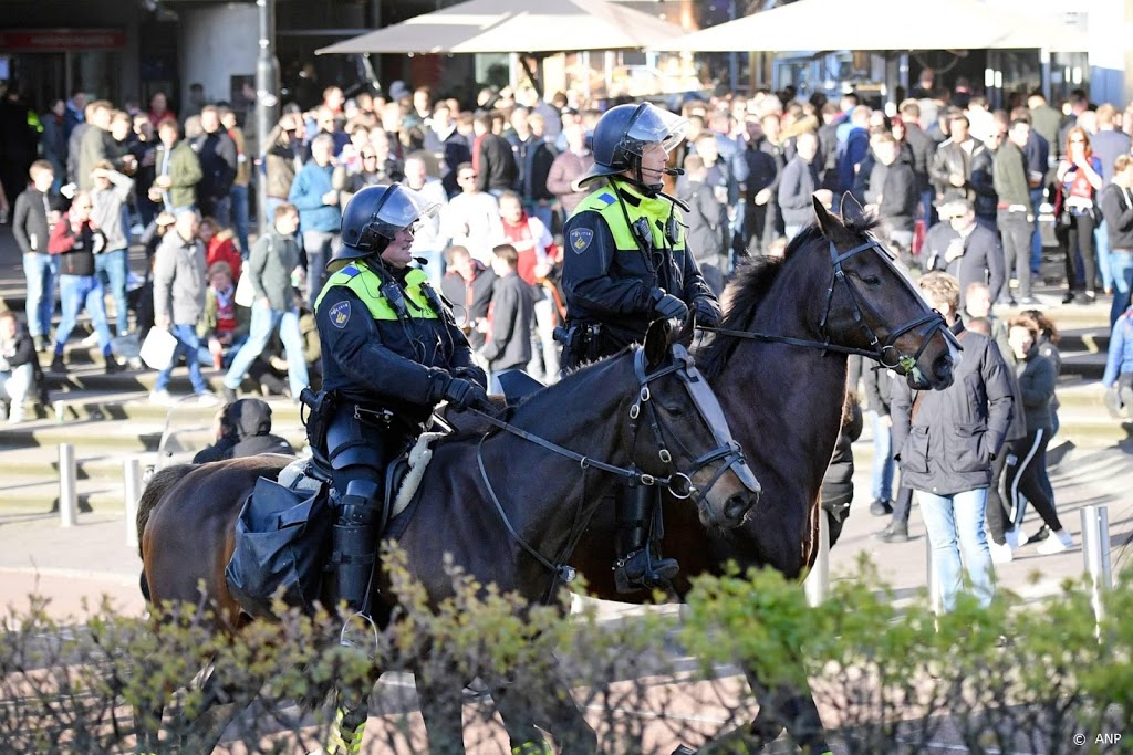 Deel aangiften fans Ajax tegen politiegeweld geseponeerd