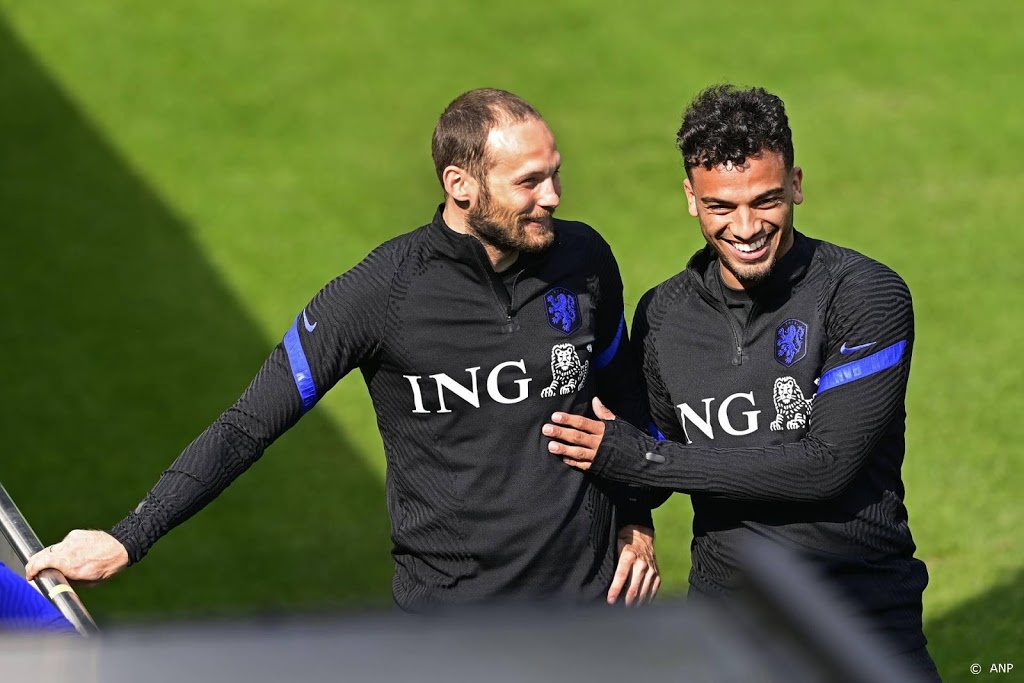 Herstelde Blind op eerste training van EK-selectie Oranje