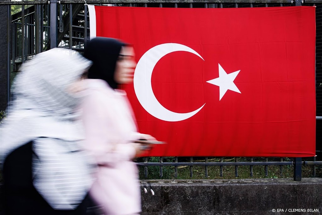 Turkse stembureaus open voor slotronde presidentsverkiezing