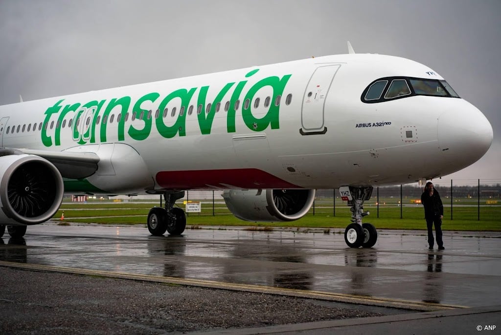 Transavia trekt zaak om halvering grondafhandelaren Schiphol in