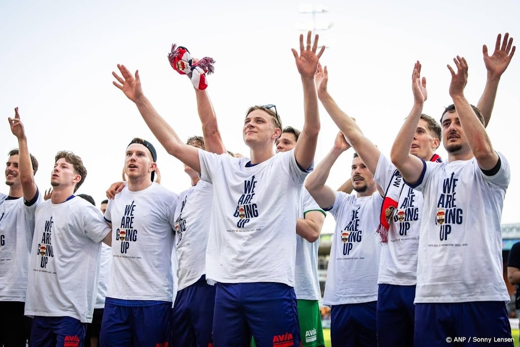 Willem II neemt verdediger Stam definitief over van AZ