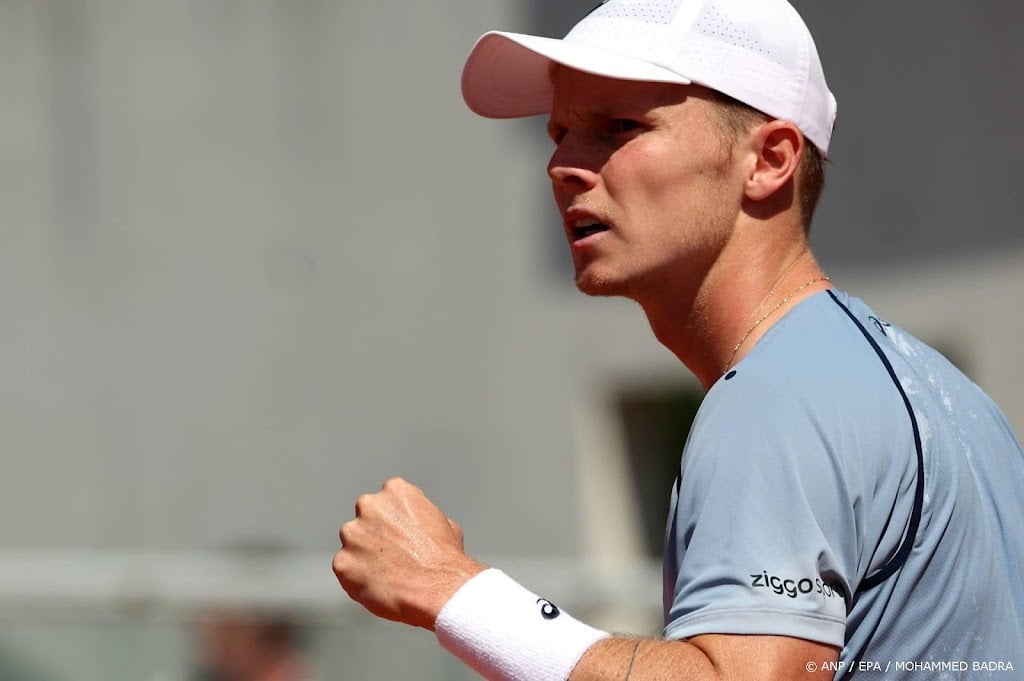De Jong speelt vrijdag derde partij op baan 14 op Roland Garros