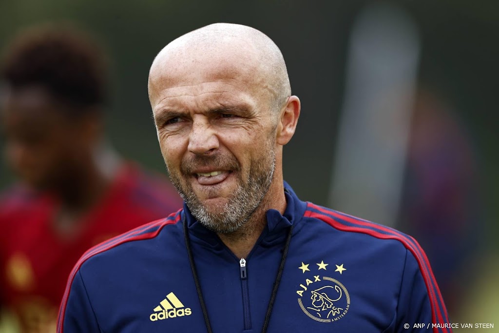 Ajax verslaat SV Meppen in eerste duel onder leiding Schreuder