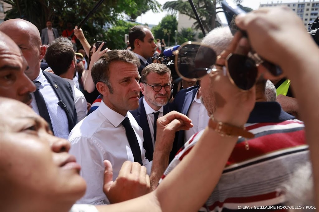 President Macron: niets rechtvaardigt de dood van een jongere