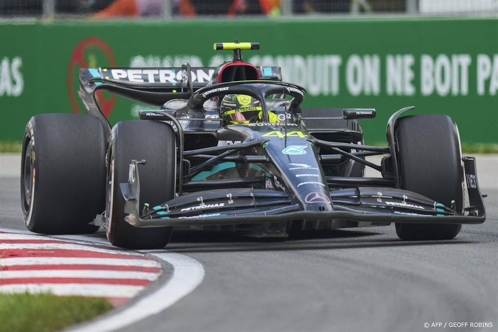 F1-renstal Mercedes denkt nog te kunnen winnen dit seizoen
