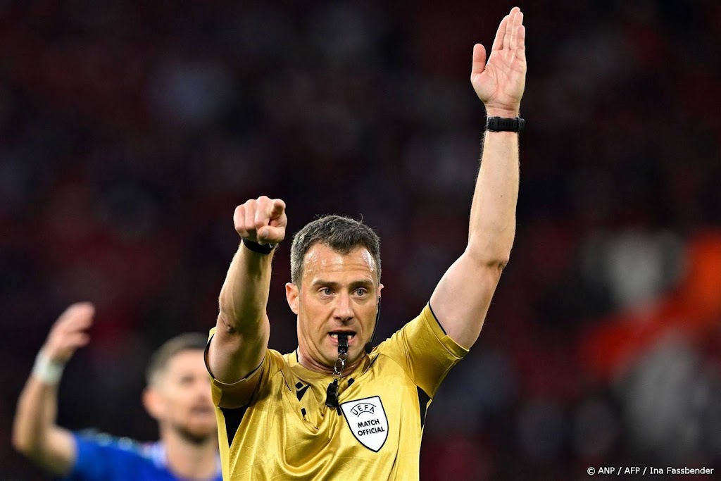 Duitse scheidsrechter Zwayer leidt achtste finale Oranje op EK