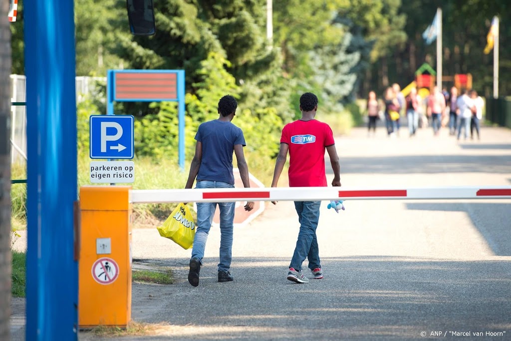 Grote vechtpartij in azc Budel, vier gewonden en een arrestatie