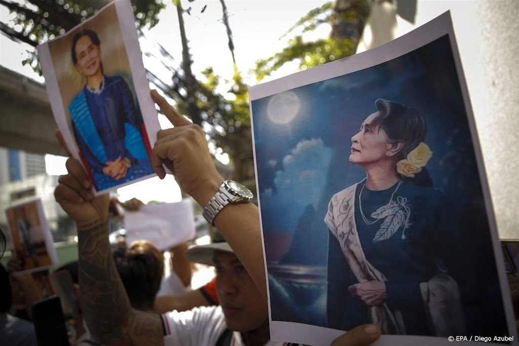 Bronnen: Aung San Suu Kyi van gevangenis naar overheidsgebouw