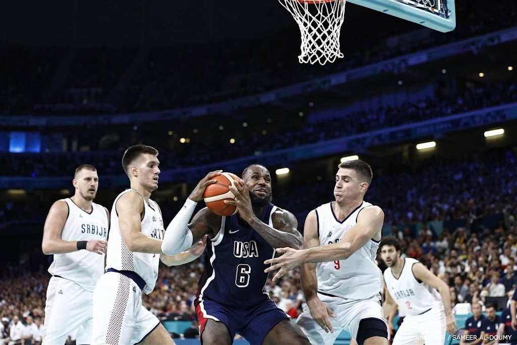Amerikaanse basketballers starten Spelen met zege op Servië