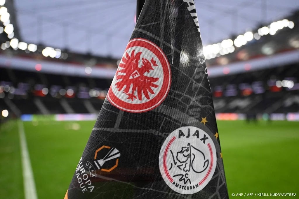 Doelman Heerkens ondertekent vijfjarig contract bij Ajax 