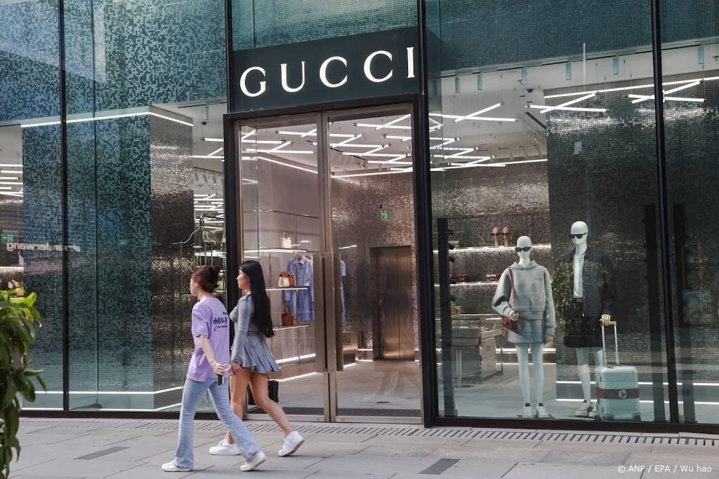 Eigenaar Gucci en Balenciaga ziet eerste tekenen van herstel