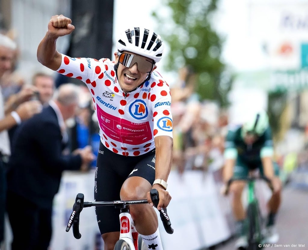 Carapaz blijft Pedersen voor in Profronde van Surhuisterveen