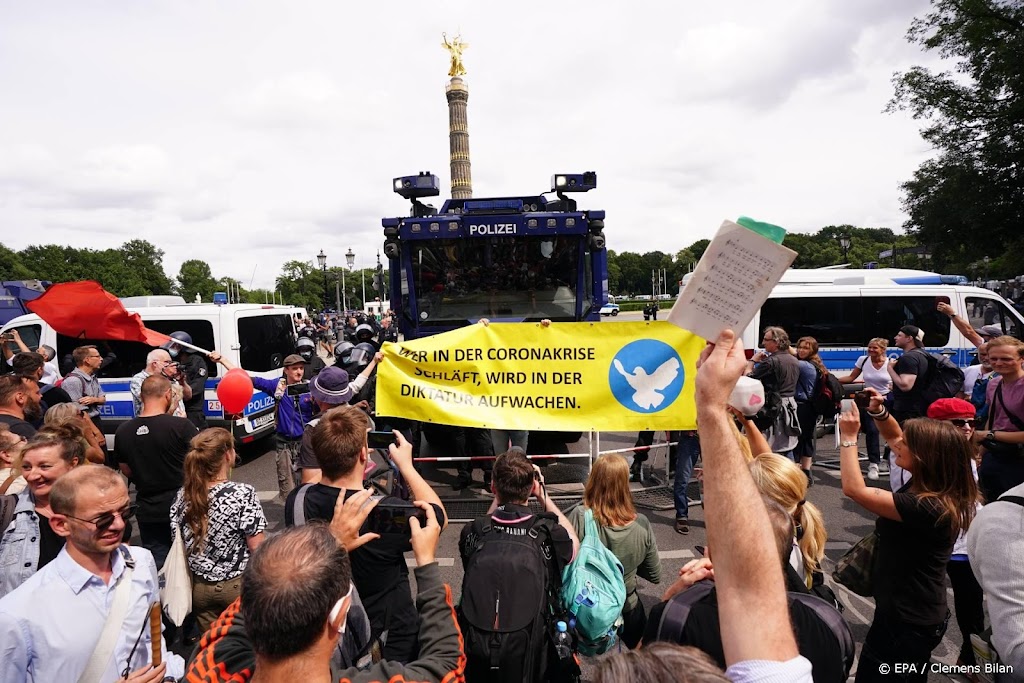 Coronabetogingen in Berlijn en in Frankrijk