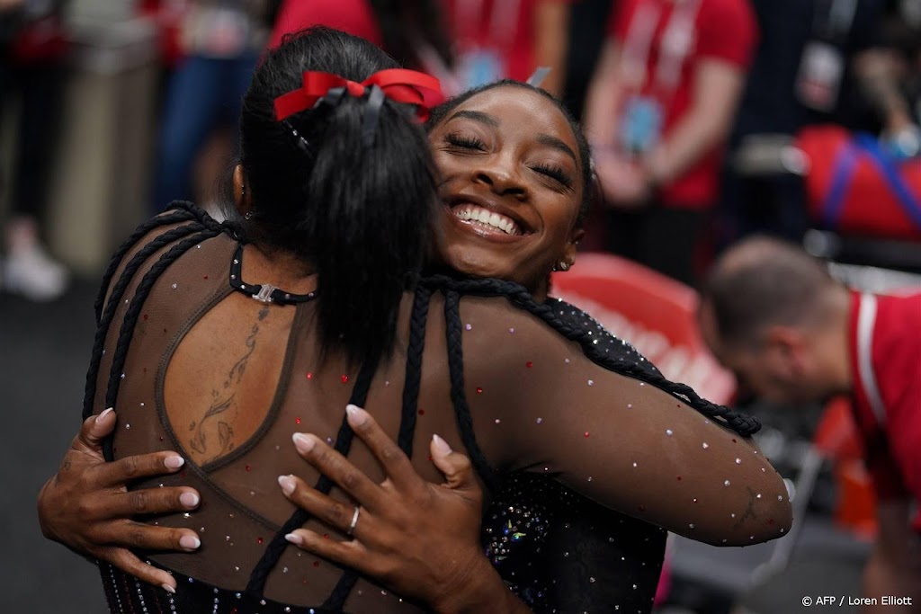 Record voor turnster Biles bij Amerikaanse kampioenschappen 