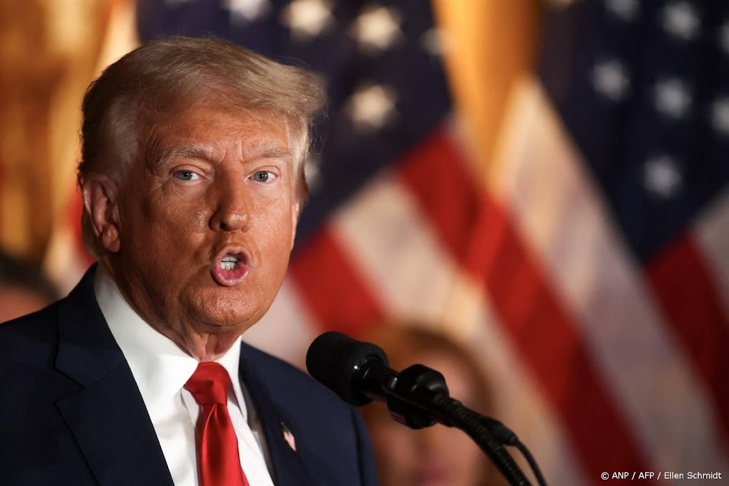 Begraafplaats: incident bij kranslegging door Trump
