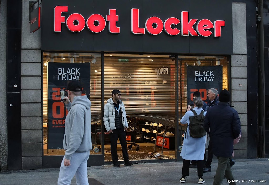 Foot Locker onderuit op afwachtend Wall Street na cijfers