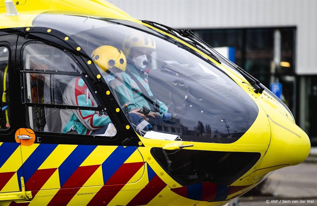 Baby zwaargewond na val uit raam in centrum van Helmond