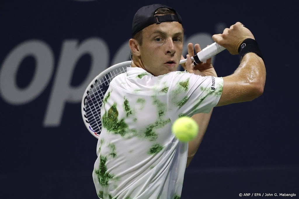 Griekspoor voor het eerst naar derde ronde US Open na opgave Báez