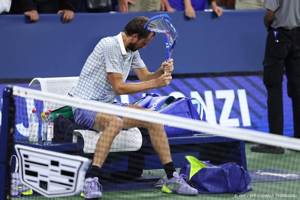 Forse boete voor Medvedev na wangedrag op US Open