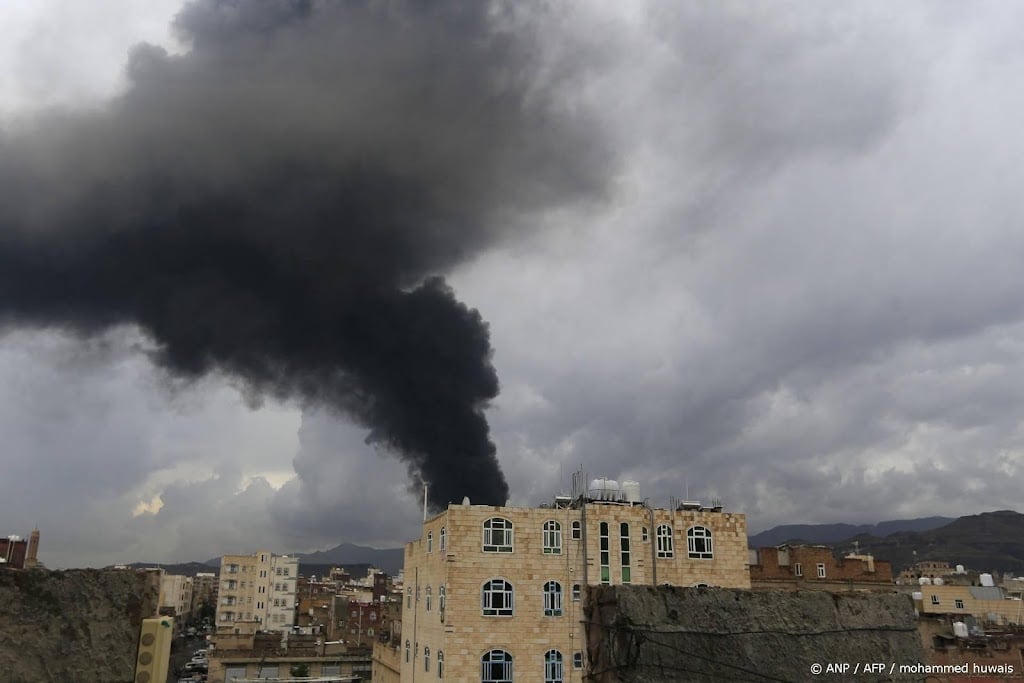Israël bombardeert hoofdstad van Jemen