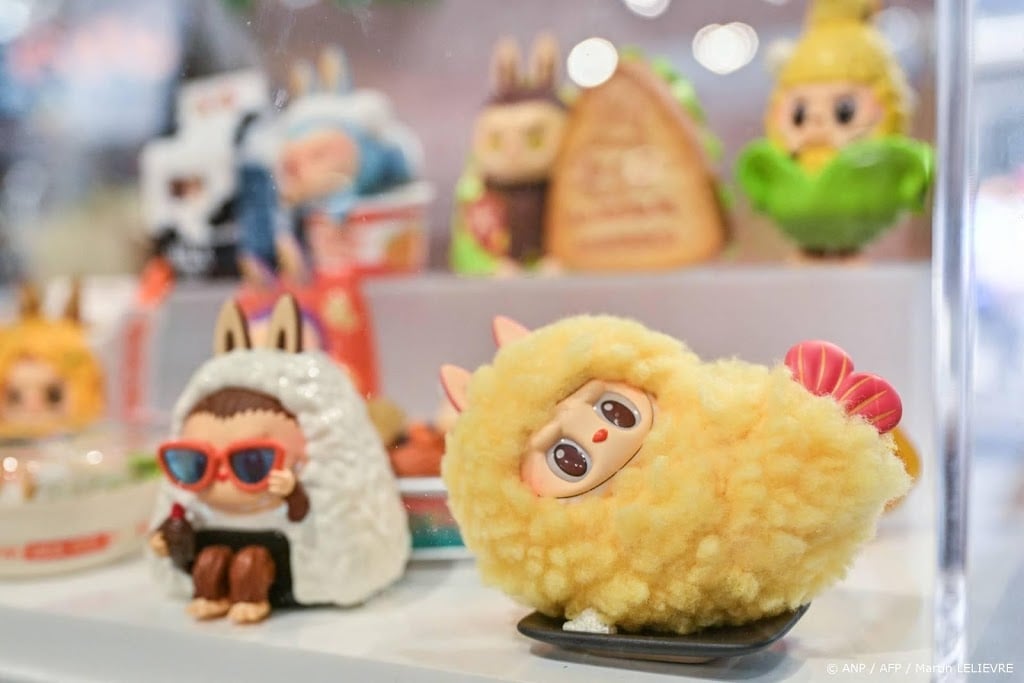 Run op mini-versie populaire Labubu-knuffel in China