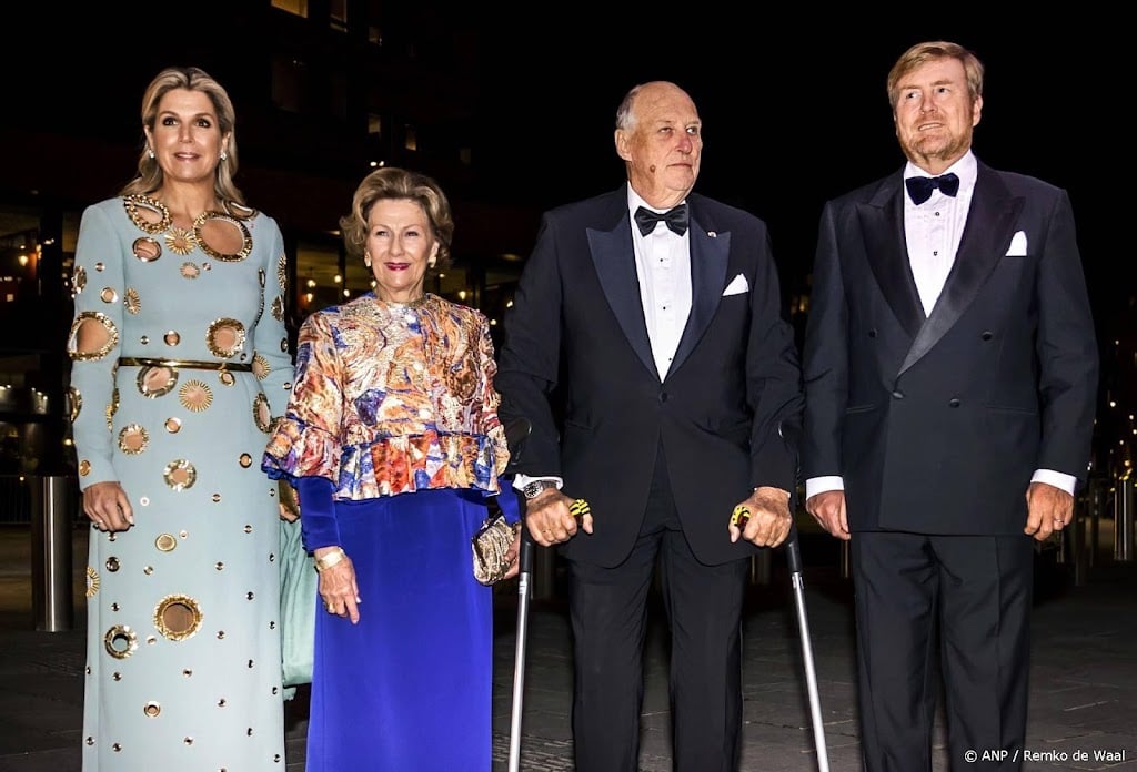 Koningspaar en Beatrix 'intens bedroefd' door overlijden Harald