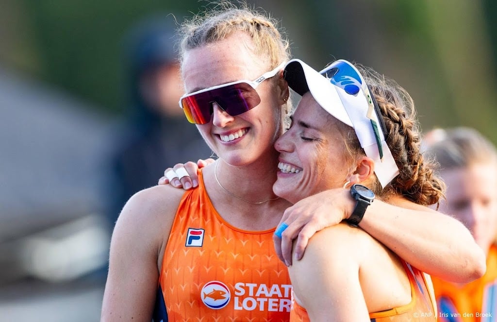 Roeisters dubbeltwee prolongeren wereldtitel niet, winnen zilver