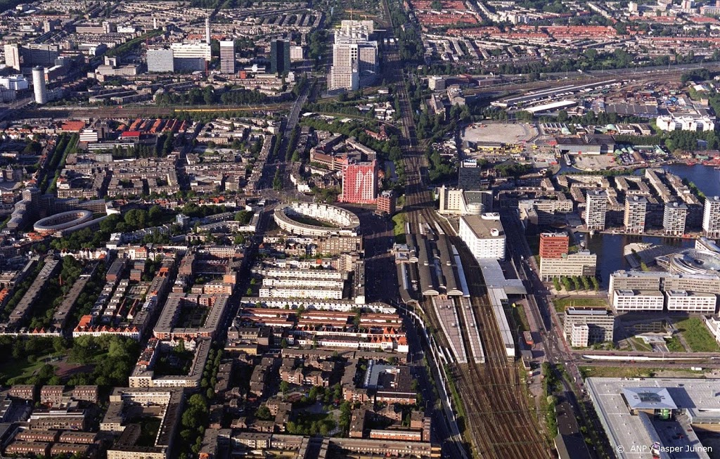 Den Haag HS weer open na lange verbouwing