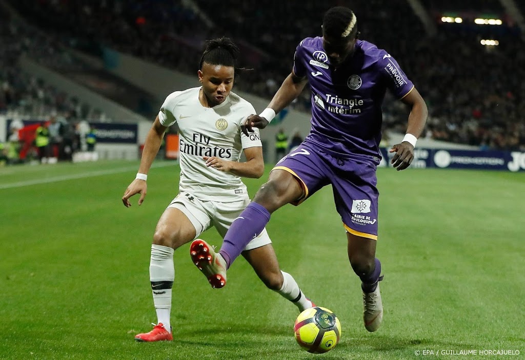 Ivoriaanse middenvelder Sangaré tekent voor 5 jaar bij PSV