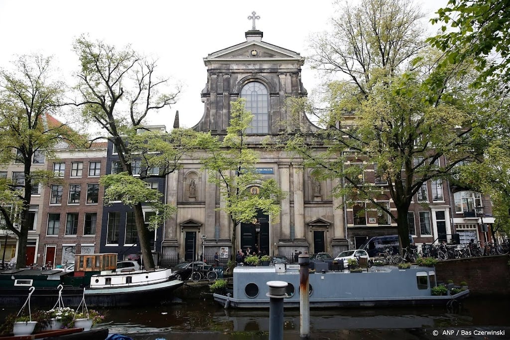 Herdenking Reiky de Valk op Amstelveld, ook online te volgen