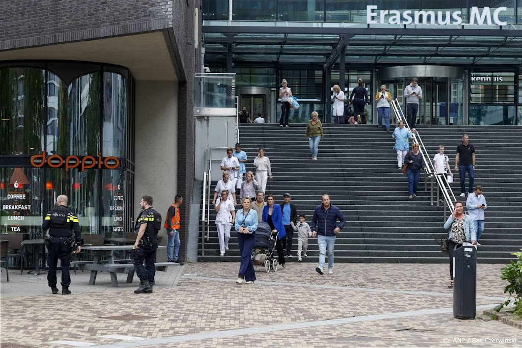Wegen rond Erasmus MC langzaam vrijgegeven, beperkingen voor ov